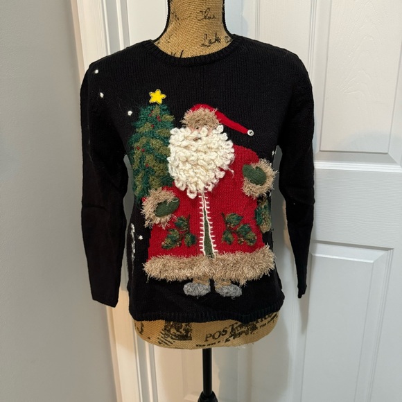 Vintage Santa Sweater - Picture 4 of 9